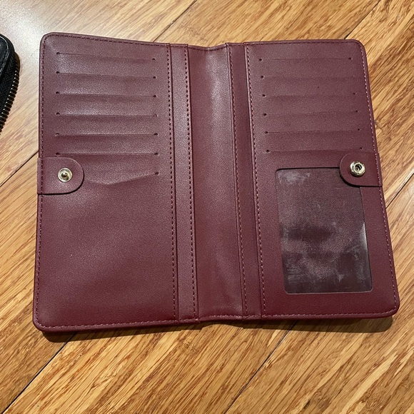 Faux large Leather unused wallet - Picture 8 of 8
